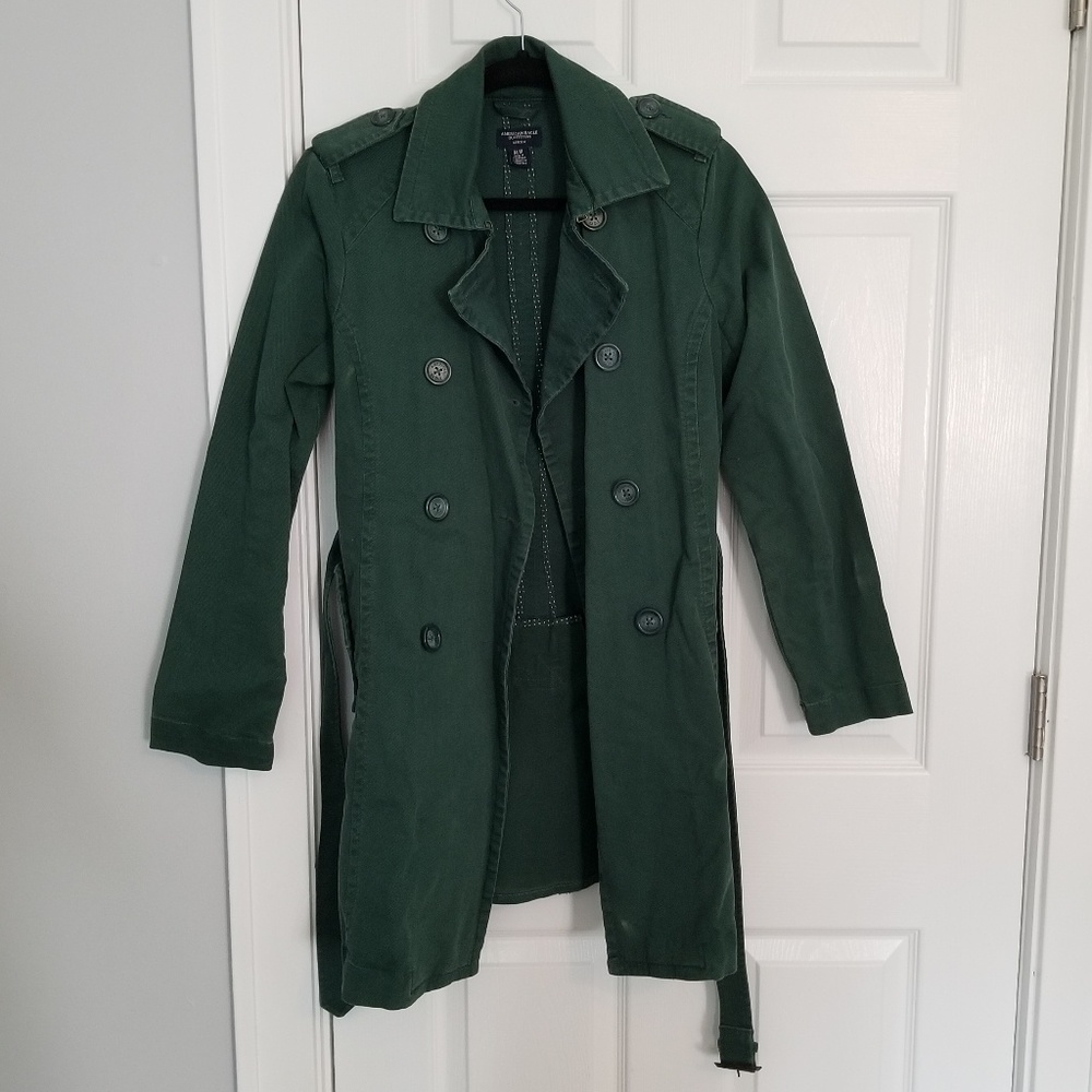 MD Green trench coat